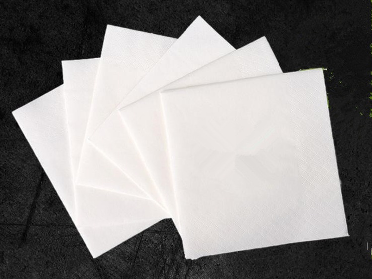 3-ply ultra soft tissue made from virgin pulp, ideal for sensitive skin