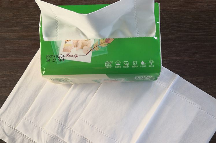 High-quality facial tissues safe for sensitive skin