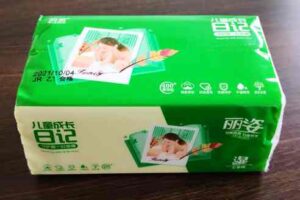 High-quality facial tissue in branded packaging, ideal for hotels and healthcare settings